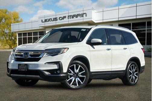 2020 Honda Pilot Touring 8-Passenger