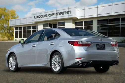 2016 Lexus ES 350 Base