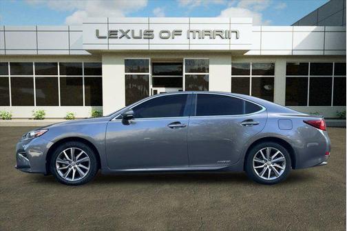 2016 Lexus ES 300h Base
