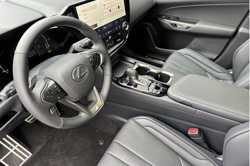 2026 Lexus NX 450h+ NX 450h+ F SPORT Handling