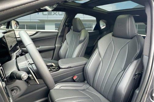 2026 Lexus NX 450h+ NX 450h+ F SPORT Handling