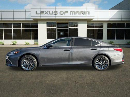 2025 Lexus ES 300h Luxury