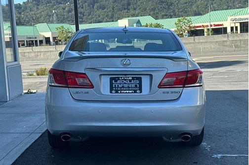 2010 Lexus ES 350 Base