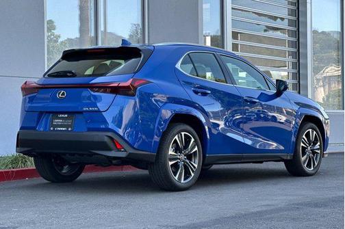 2025 Lexus UX 300h Base