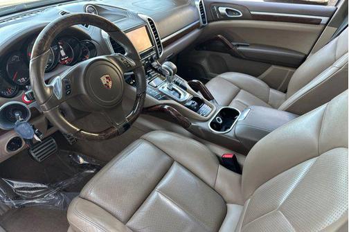 2014 Porsche Cayenne S