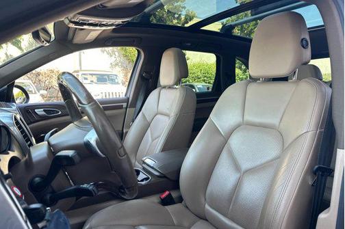 2014 Porsche Cayenne S