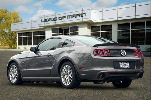 2014 Ford Mustang V6