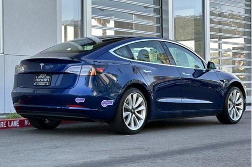 2019 Tesla Model 3 Standard Range Plus
