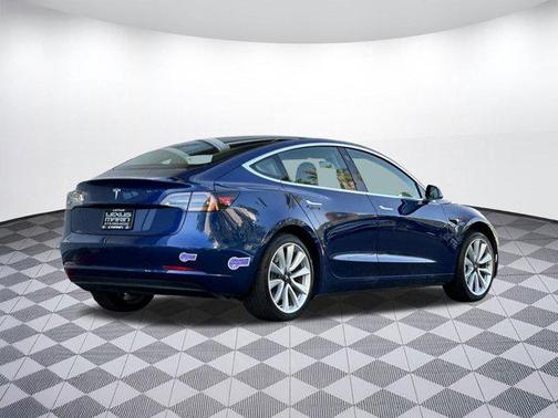 2019 Tesla Model 3 Standard Range Plus