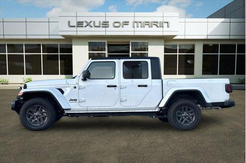 2024 Jeep Gladiator Sport S