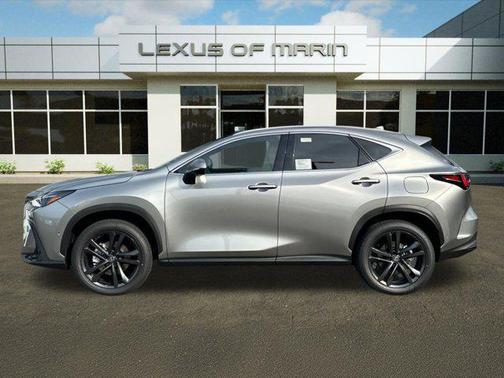 2026 Lexus NX 450h+ Luxury