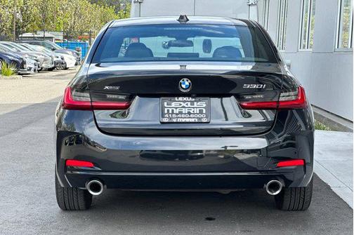2024 BMW 330 i xDrive