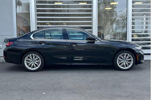 2024 BMW 330 i xDrive