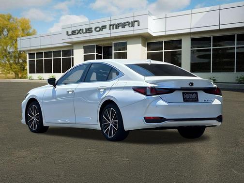 Eminent White Pearl 2025 Lexus ES 300h Base