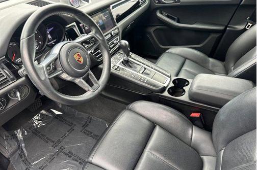 2020 Porsche Macan AWD
