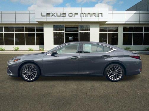 2024 Lexus ES 300h Luxury