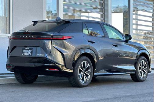 2023 Lexus RZ 450e Luxury