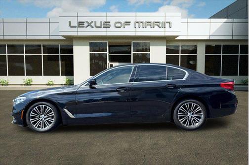 2019 BMW 530 530i