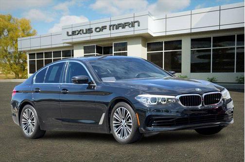 2019 BMW 530 530i