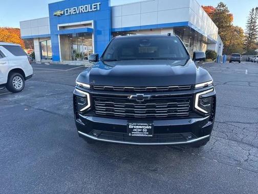 2025 Chevrolet Suburban 4WD High Country