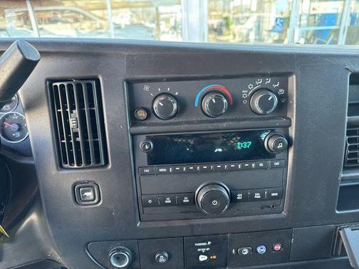 2024 Chevrolet Express 2500 RWD 2500 Regular Wheelbase WT