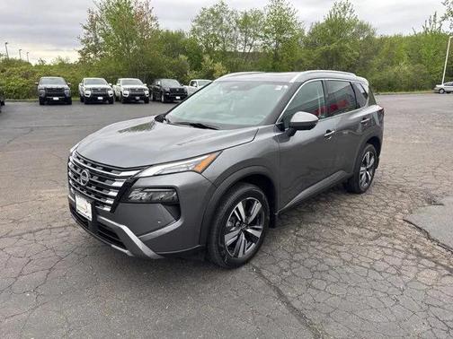 2024 Nissan Rogue SL