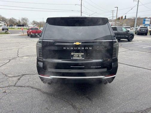 2025 Chevrolet Suburban Premier