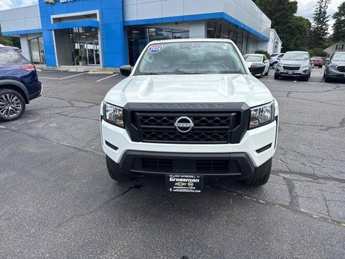 2024 Nissan Frontier S