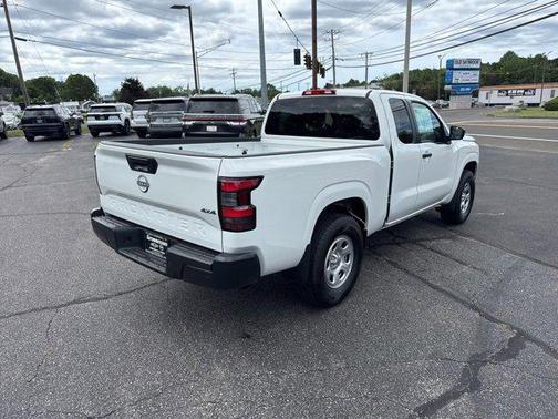 2024 Nissan Frontier S