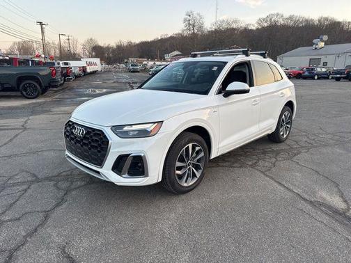 2023 Audi Q5 45 S line Premium Plus