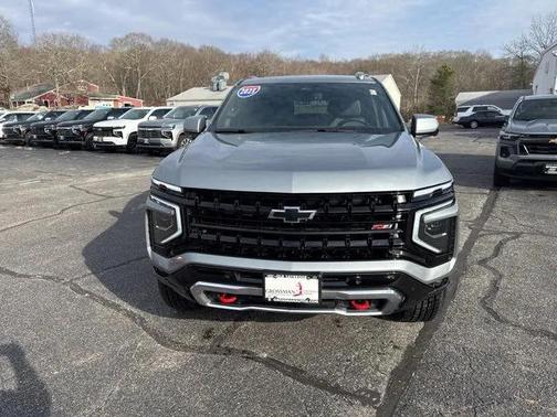 2025 Chevrolet Suburban 4WD Z71