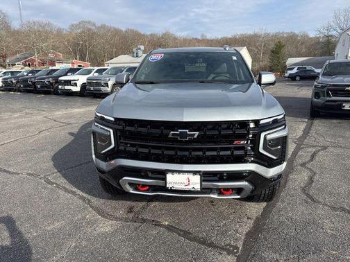 2025 Chevrolet Suburban 4WD Z71