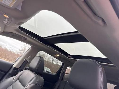 2022 Nissan Murano SL
