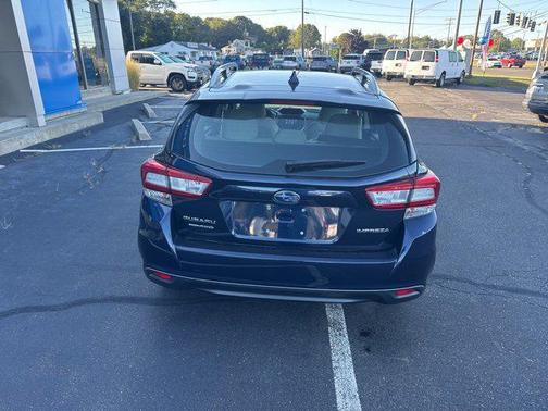2019 Subaru Impreza 2.0i Premium