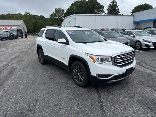 2019 GMC Acadia SLT