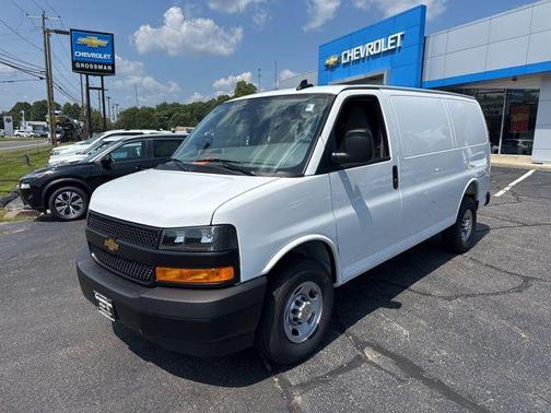 2025 Chevrolet Express 2500 RWD 2500 Regular Wheelbase WT