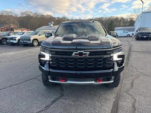 2025 Chevrolet Silverado 1500 ZR2