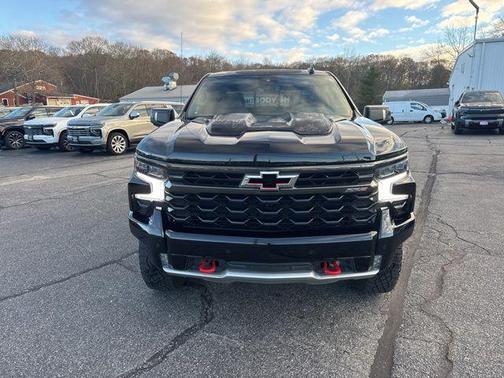 2025 Chevrolet Silverado 1500 ZR2