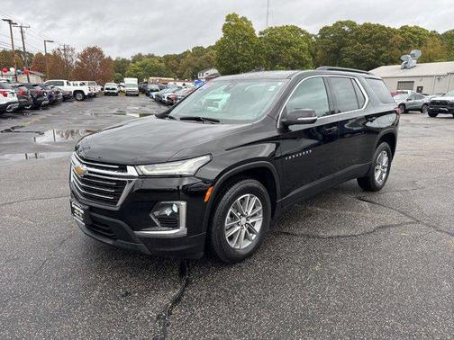 2022 Chevrolet Traverse LT Cloth