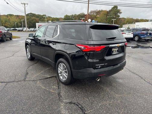 2022 Chevrolet Traverse LT Cloth