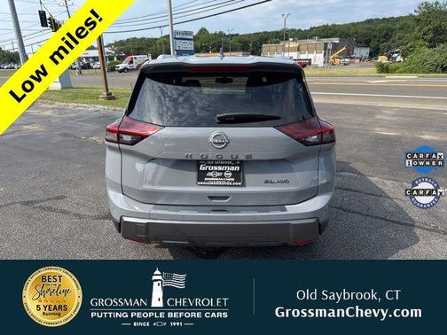 2025 Nissan Rogue SL