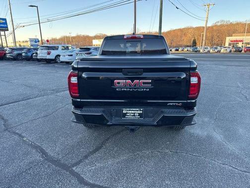 2024 GMC Canyon AT4