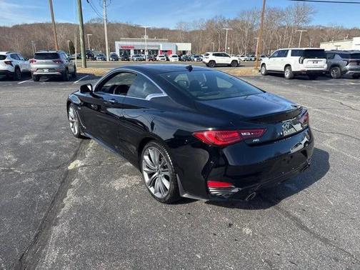 2018 INFINITI Q60 3.0t Red Sport 400