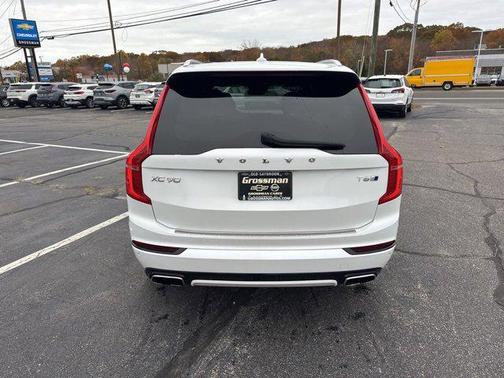 2019 Volvo XC90 T6 R-Design