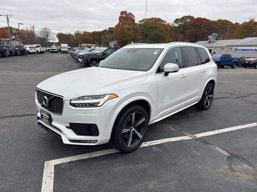 2019 Volvo XC90 T6 R-Design