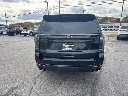 2025 Chevrolet Suburban 4WD Z71