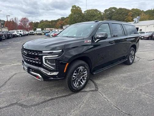 2025 Chevrolet Suburban 4WD Z71