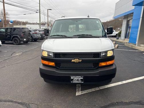 2025 Chevrolet Express 2500 RWD 2500 Regular Wheelbase WT