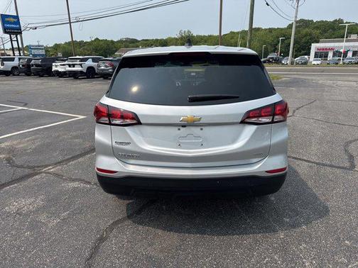 2022 Chevrolet Equinox LS