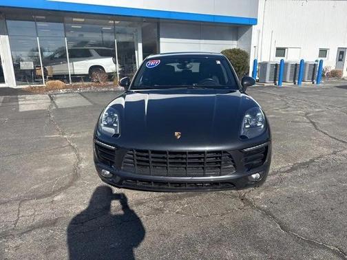 2017 Porsche Macan S